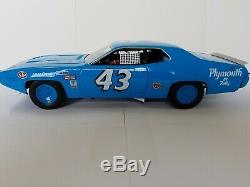 1971 Plymouth #43 Richard Petty Autographed Road Runner Blue Ertl 1/18 Replica