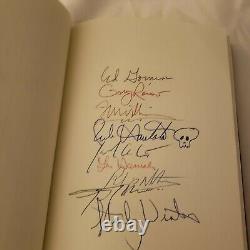 1993 After Darkness hardcover Autographed 1st edition (18) Auto's