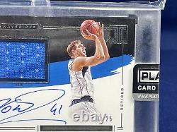 20-21 Impeccable Basketball Dirk Nowitzki Elegance Patch Auto /25