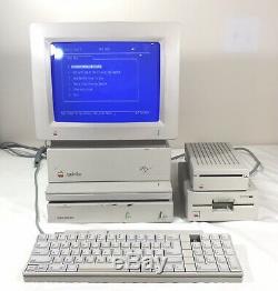 Apple IIGS A2S6000 Vintage Computer Woz Signed Limited Edition with Extras