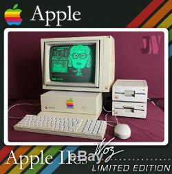 Apple IIGS Woz SIGNED CASE Working Limited Edition VINTAGE COLLECTIBLE COMPUTER