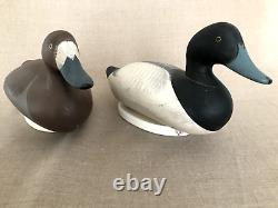Duck Decoy, Bluebill pair, R. Madison Mitchell, Havre de Grace, 1972. Signed