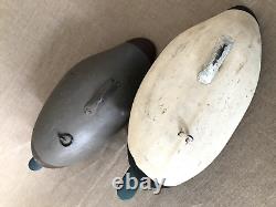 Duck Decoy, Bluebill pair, R. Madison Mitchell, Havre de Grace, 1972. Signed