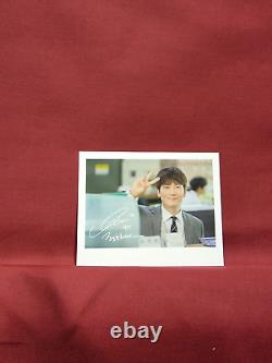 Familiar Wife Limited Edition East Ji Sung Autographed