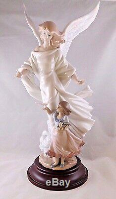 LLADRO GUARDIAN ANGEL 01006352. SIGNED. LIMITED EDITION. WithBASE. MINT