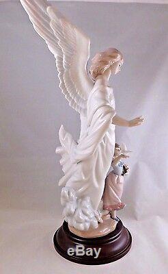 LLADRO GUARDIAN ANGEL 01006352. SIGNED. LIMITED EDITION. WithBASE. MINT