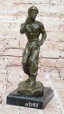 Limited Edition Signed & numbered by Mavchi Bruce Lee Bronze Statue Star of the