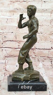 Limited Edition Signed & numbered by Mavchi Bruce Lee Bronze Statue Star of the