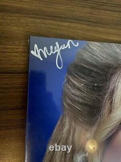 MEGAN MORONEY Am I Okay LIMITED EDITION EXCLUSIVE SIGNED Heart VINYL in hand