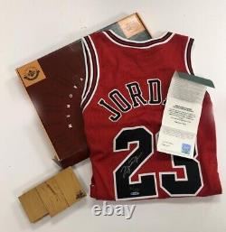 Michael Jordan Signed Bulls Limited Edition Jersey with Final Game Floor Piece