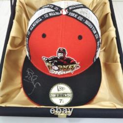 NEW ERA Roger Clemens 2004 Limited Edition Autographed Cap 7 1/2 From Japan