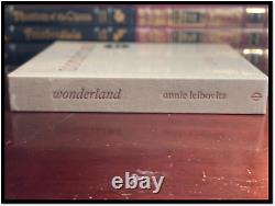 Wonderland? SIGNED? By ANNIE LEIBOVITZ Sealed Art Hardback 1st Edition Printing